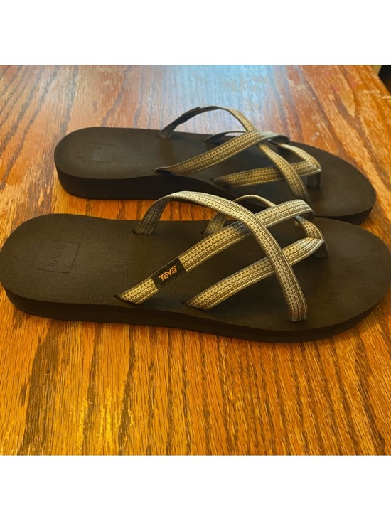 Teva Shoes - Teva olowahu sandal brown footbed 12